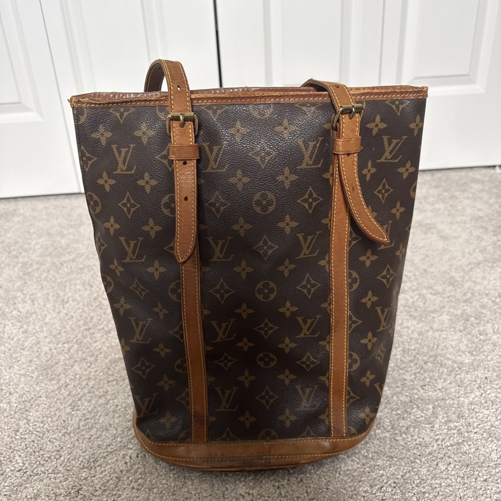 Louis Vuitton Vintage GM Bucket Bag Canvas Logo Authenticity Certificate in Pics